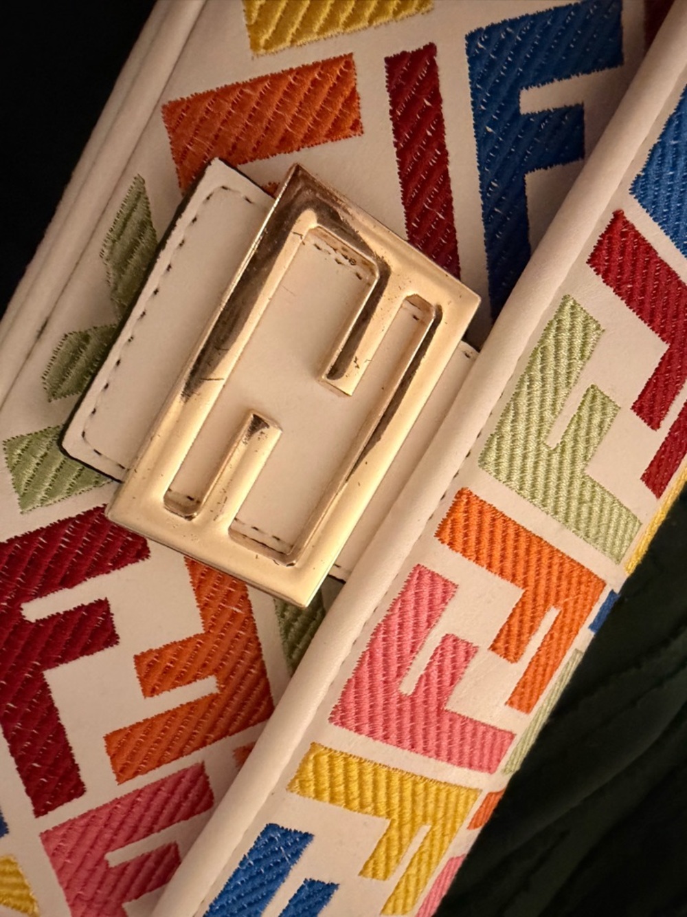 Fendi White Trim Rainbow FF Logo Shoulder Bag - Picture 5 of 5